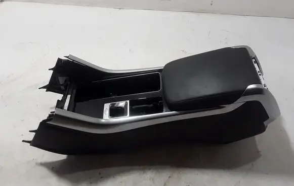 Land Rover Range Rover L405 Armrest LR100331