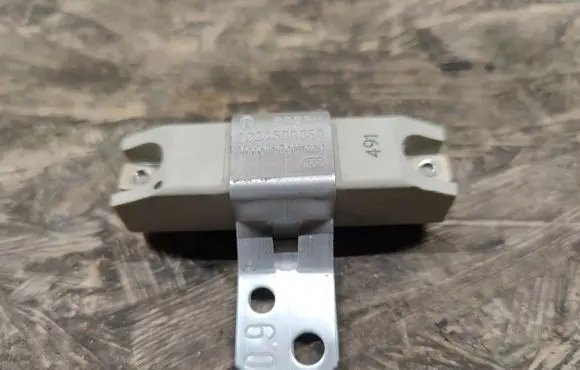 Maserati Quattroporte Fuse 1224509050