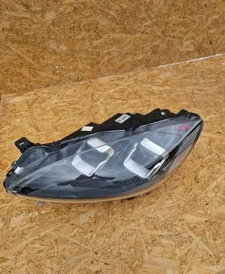 Ford Kuga III Headlight/headlamp