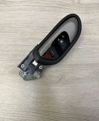 Honda Civic Front door interior handle 