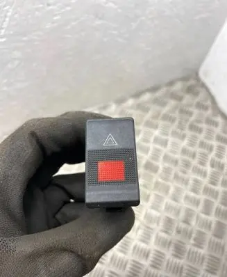 Audi A6 S6 C4 4A Hazard light switch 4A0941509 PNT65D0T SAECC89