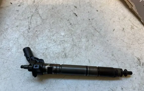 Audi A6 S6 C7 4G Fuel injector 059130277CR