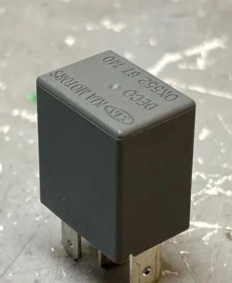KIA Sorento Other relay 0K55267740