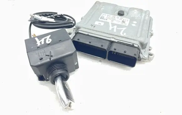 Mercedes-Benz CLK A209 C209 Engine ECU kit and lock set A6421504477 0281013990 2095453308