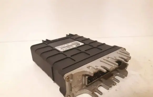 Volkswagen Sharan Engine control unit/module 021906256AD