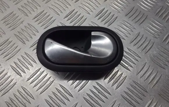Renault Megane II Rear door handle trim 8200028486