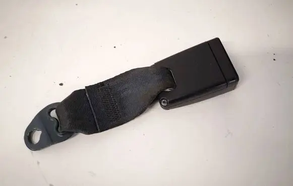 Dacia Logan II Rear seatbelt buckle 