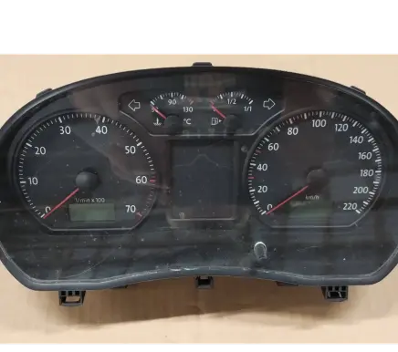 Volkswagen Polo IV 9N3 Speedometer (instrument cluster) 6Q0920803E