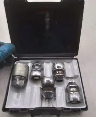 KIA Sportage Anti-theft wheel nuts and lock 