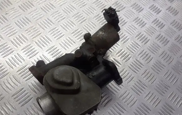 Opel Astra H EGR valve 8973586130