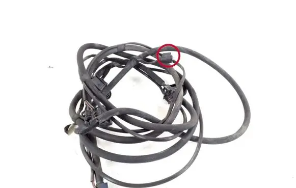 Mercedes-Benz CLS C218 X218 Windshield washer spray nozzle A2128600892