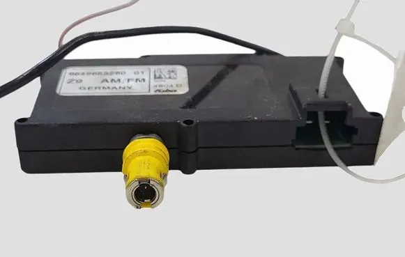 Peugeot 607 Aerial antenna amplifier 9649863280