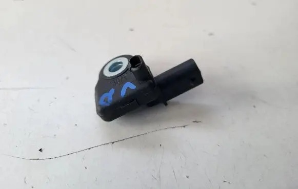 Hyundai Kona I Airbag deployment crash/impact sensor 95920K4100