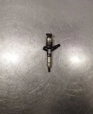 Subaru Forester SH Fuel injector 16613AA020 08L01807