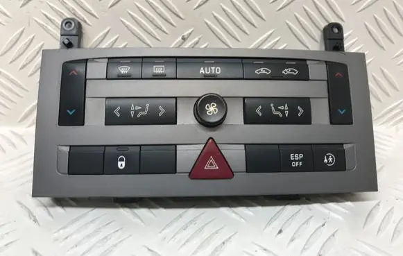 Peugeot 407 Climate control unit 96573322