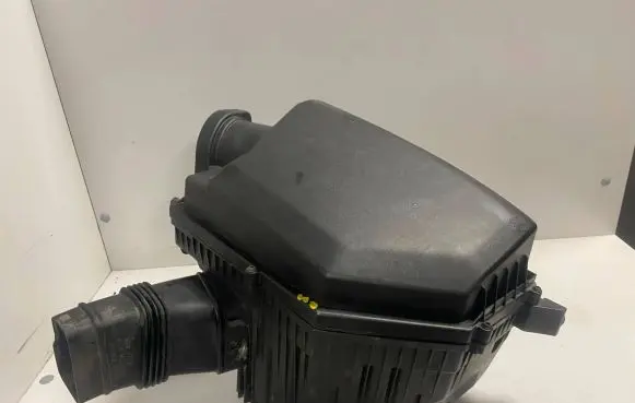 Volvo S80 Air filter box 30792196 30792195
