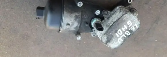 Peugeot 308 Engine oil radiator 