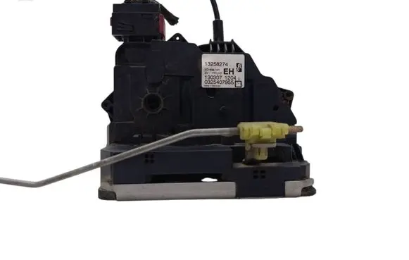 Opel Corsa D Front door lock 13258274 0325407955