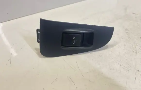 Toyota Avensis T250 Electric window control switch 7427205020