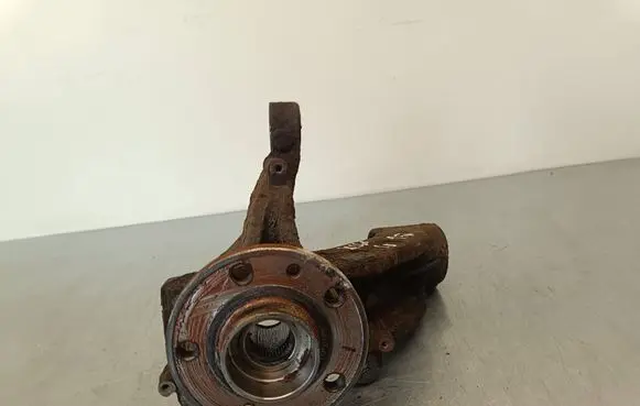 Volvo XC60 Front wheel hub 