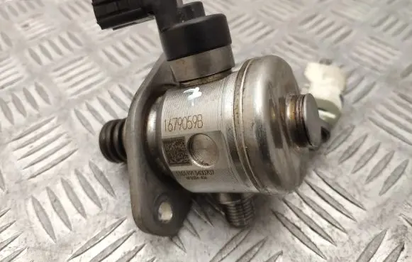 Honda Civic X Fuel injection high pressure pump 1679059B