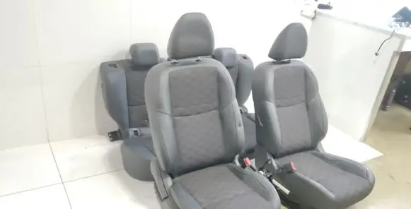 Nissan Qashqai Seat set 