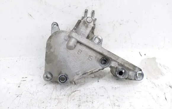 Lexus RX III Engine mounting bracket