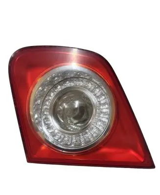 Volkswagen Jetta V Tailgate rear/tail lights 1K5945094 983152
