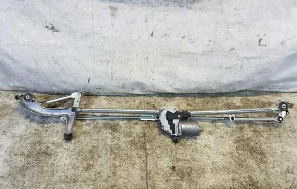 Ford C-MAX II Front wiper linkage and motor