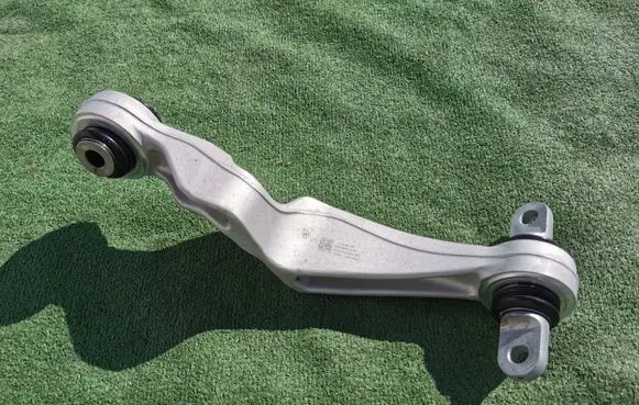 Tesla Model X Rear control arm 1420426