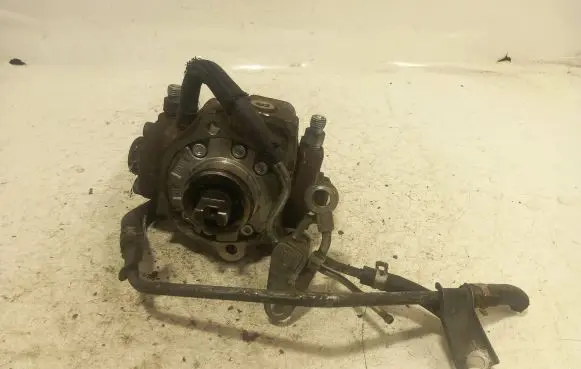 Lexus IS 220D-250-350 Fuel injection high pressure pump 221000R030 HU2940000323