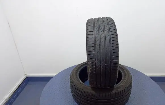 Skoda Superb B5 (3U) R17 summer tire 3286342238012