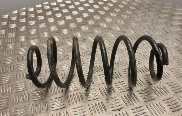 Toyota Yaris Rear coil spring