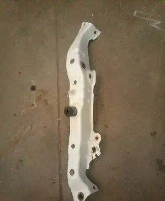 Toyota Prius+ (ZVW40) Headlight/headlamp mounting bracket