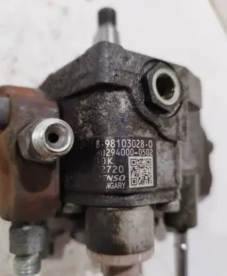 Opel Astra H Fuel injection high pressure pump 8981030280
