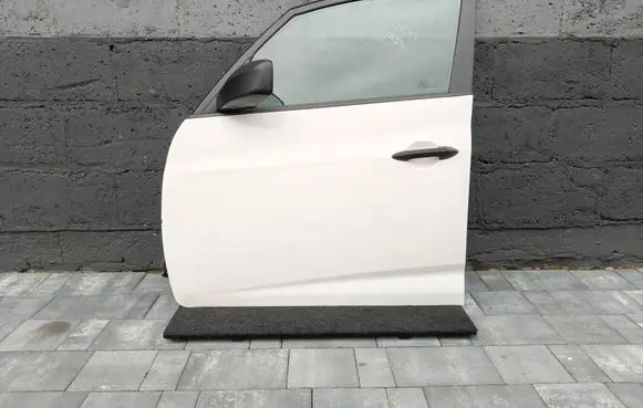 Hyundai ix20 Front door 