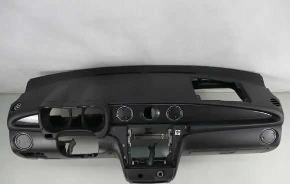 Mitsubishi Outlander Dashboard