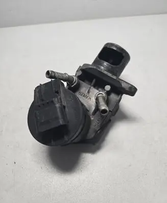 BMW 5 F10 F11 EGR valve 7610871