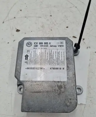 Skoda Fabia Mk1 (6Y) Airbag control unit/module 1C0909605K