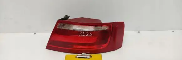 Audi A5 8T 8F Rear/tail lights 8T0945096