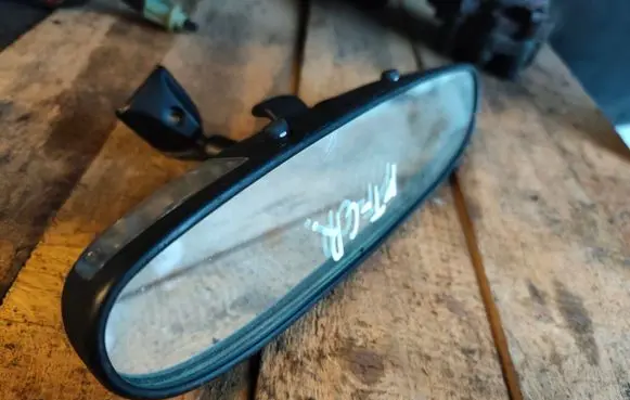 Chrysler PT Cruiser Rear view mirror (interior) 