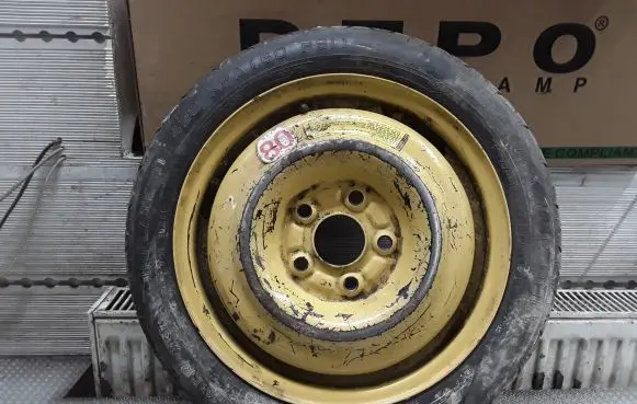 Honda FR-V R15 spare wheel 
