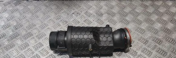 Intake resonator