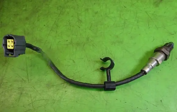 Infiniti Q30 Lambda probe sensor A0075426318