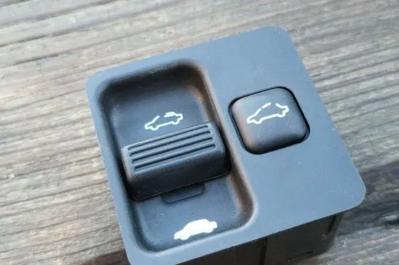 Rover 45 Sunroof switch YUF101080PMP