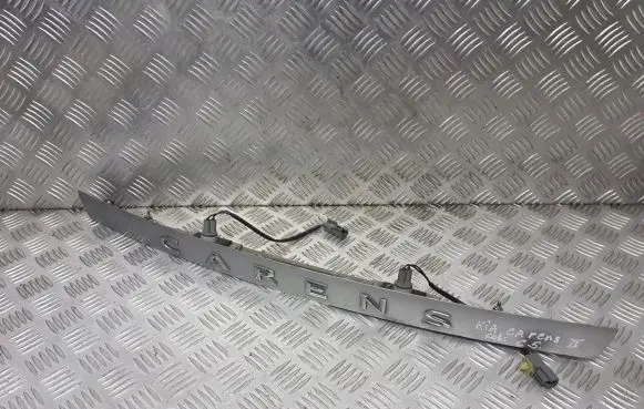 KIA Carens II Rear window tailgate spoiler OK2FB51270