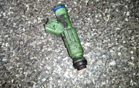 Fuel injectors set
