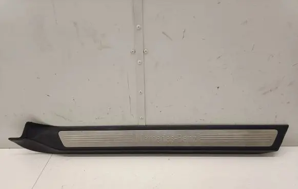Mercedes-Benz E A207 Front sill trim cover A2076800074