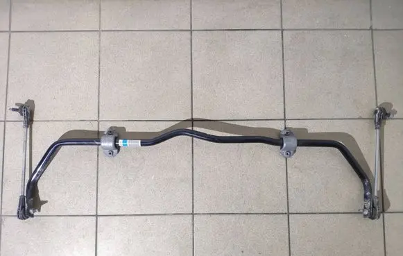 Peugeot 208 II Front anti-roll bar/sway bar 9834922080