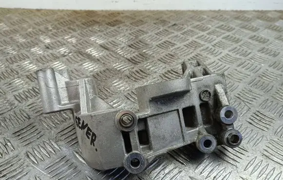 KIA Sorento IV Generator/alternator bracket 21102BD584
